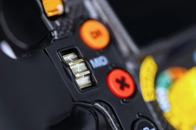 Mercedes-AMG PETRONAS Formula One Team Sim Racing Steering Wheel (2024) advanced controls